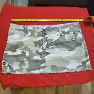 EUC Old School Billabong Cargo Mini Skirt